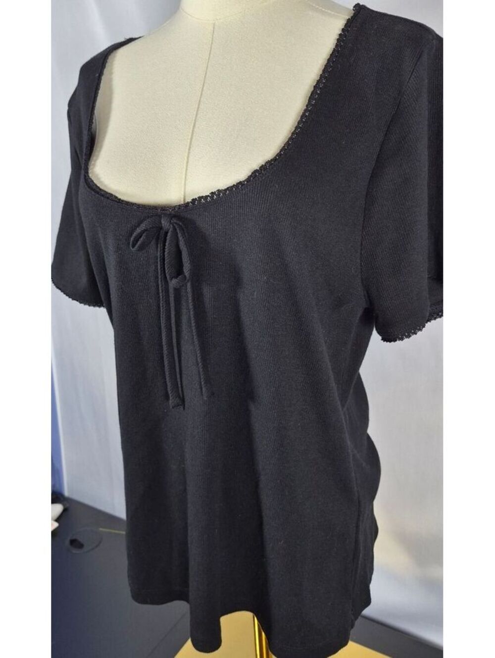 Forever 21 Plus 2X Black Ribbed Scoop Neck Tie Front Top